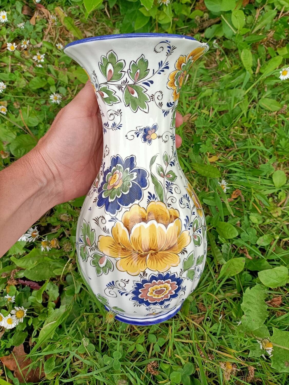 Retro ceramic vase