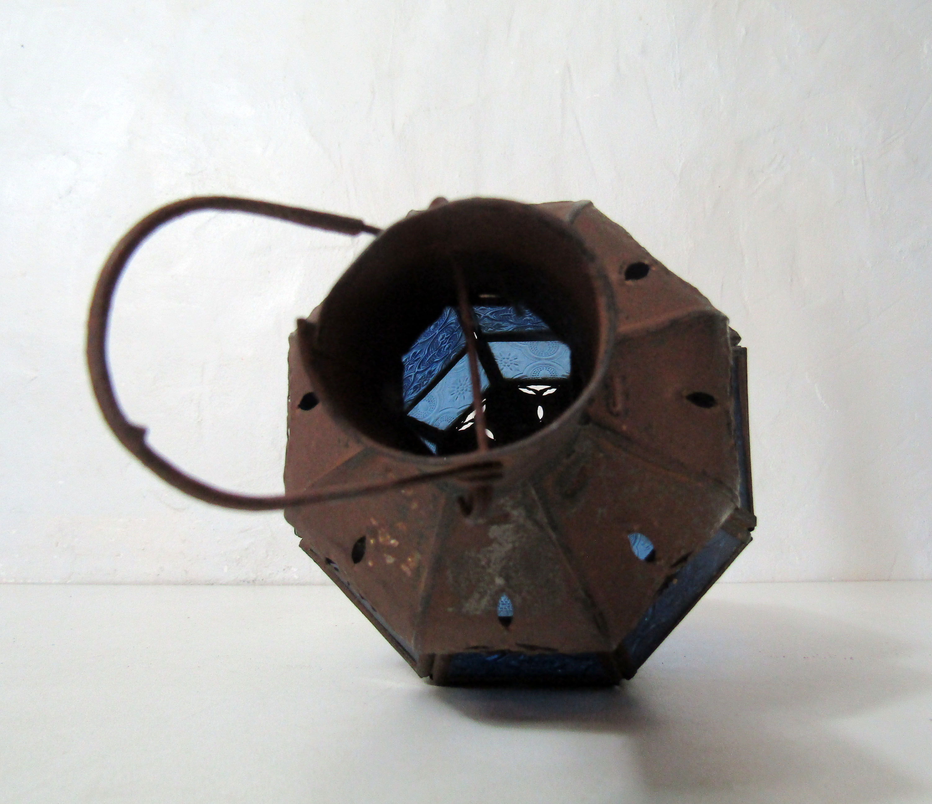 Electrifiable oriental lantern vintage chiseled blue glass 44cm