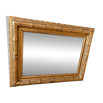 Grand miroir doré de style Louis XVI – Cadre ornementé à cannelures