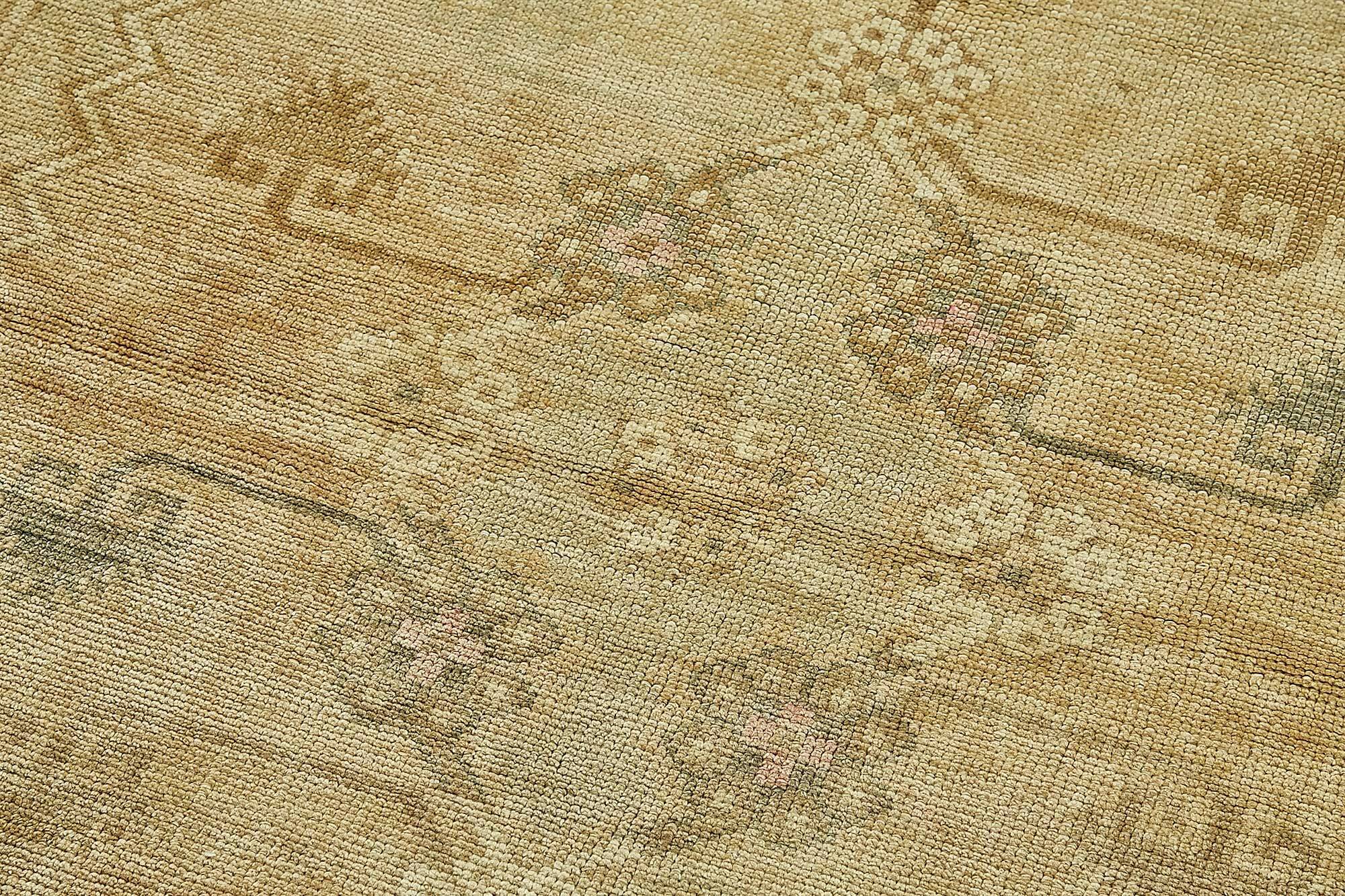 Turkish Vintage Anatolian Rug 120 cm x 217 cm