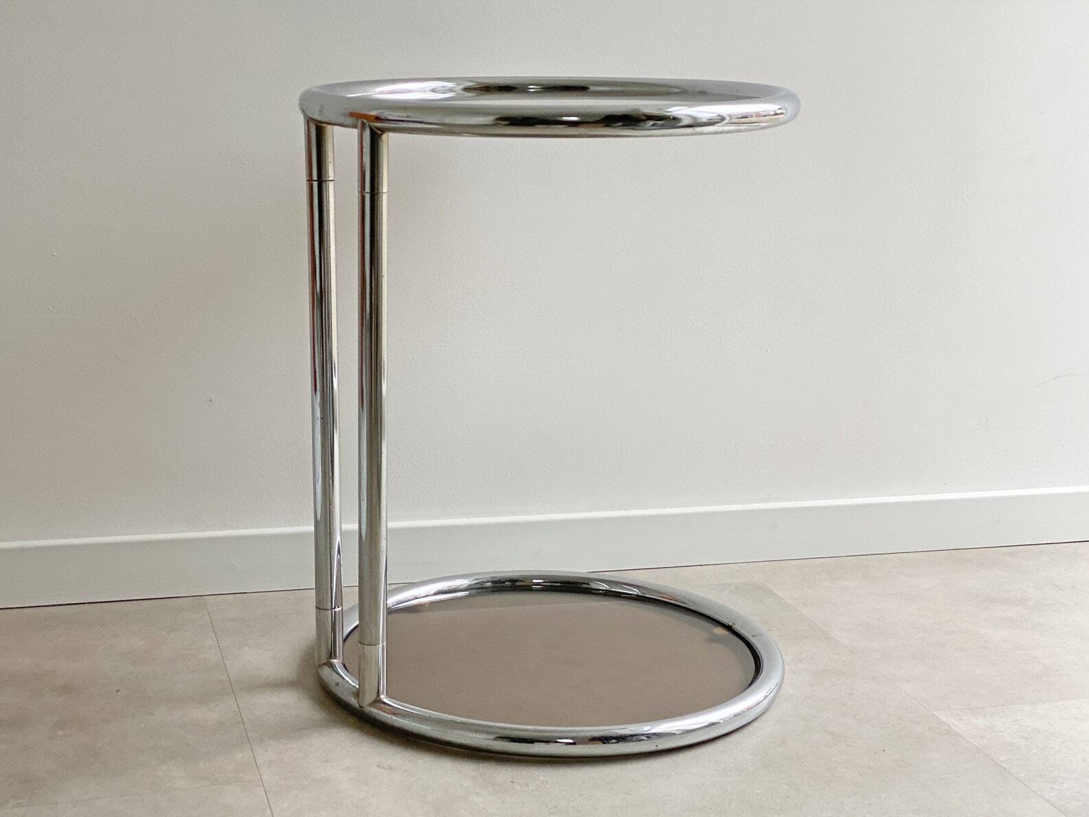 Vintage chrome Bauhaus side table with a smoked glass top, Eileen Gray / Milo Baughman style