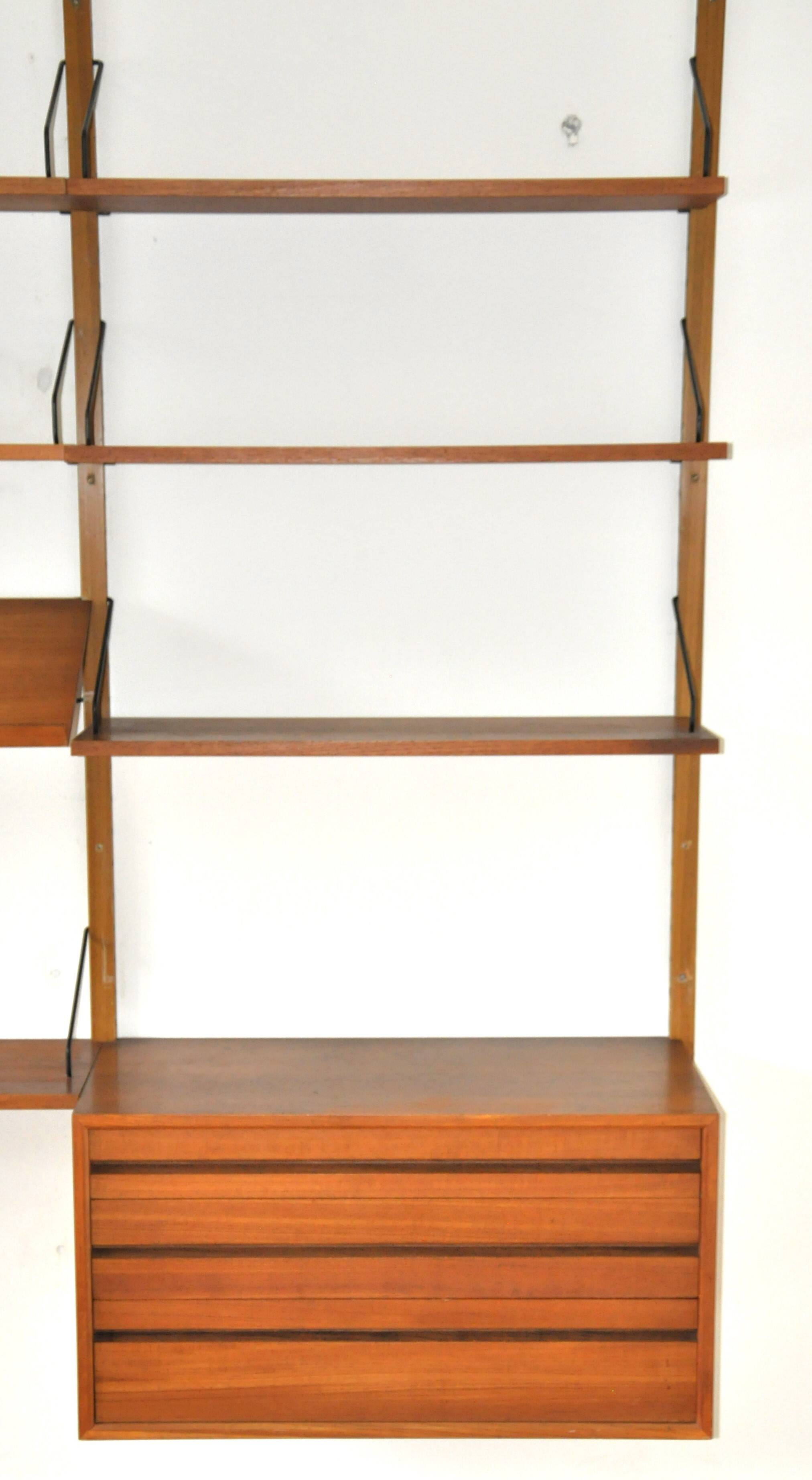 Meuble etagere Cadovius