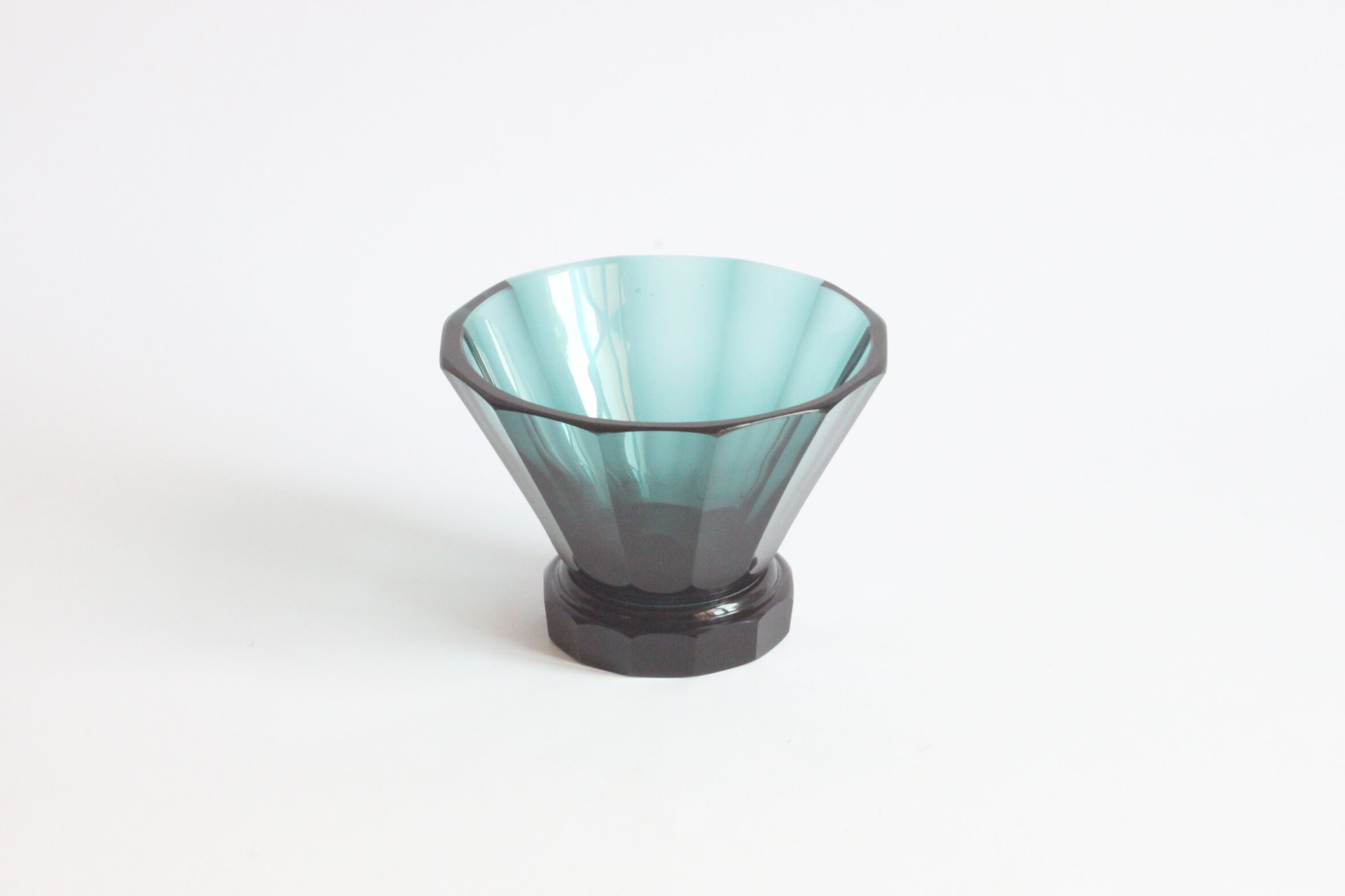 Art deco faceted bowl 1930s