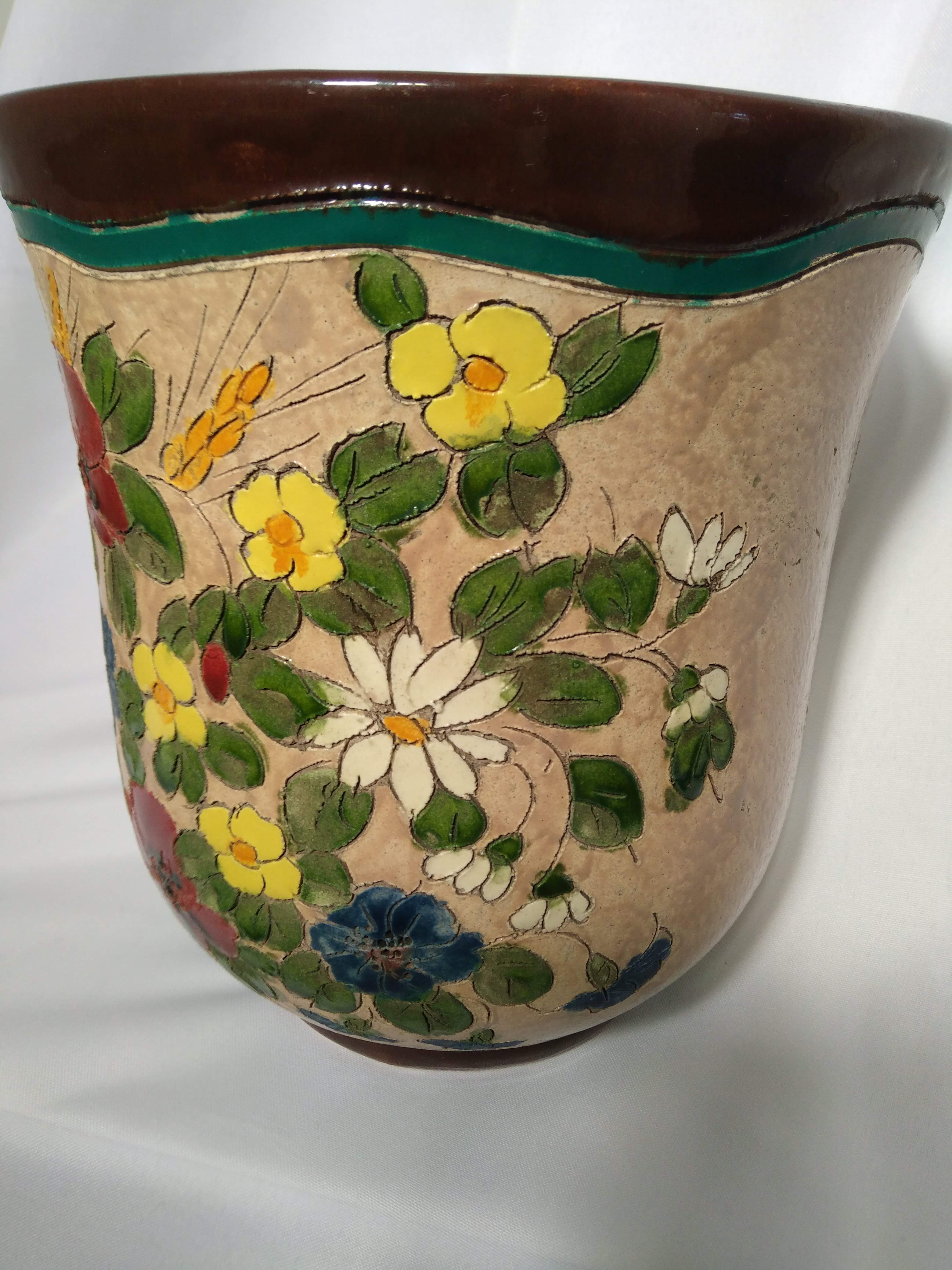 floral decoration potcover by Jérome Massier