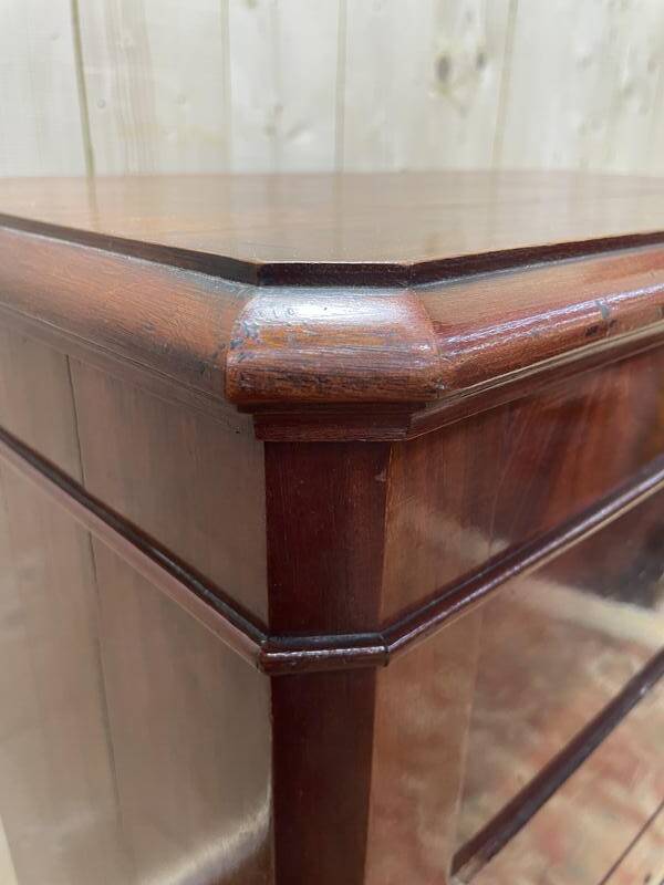 Semainier époque Louis Philippe en acajou et placage d’acajou