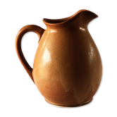 Sandstone pitcher