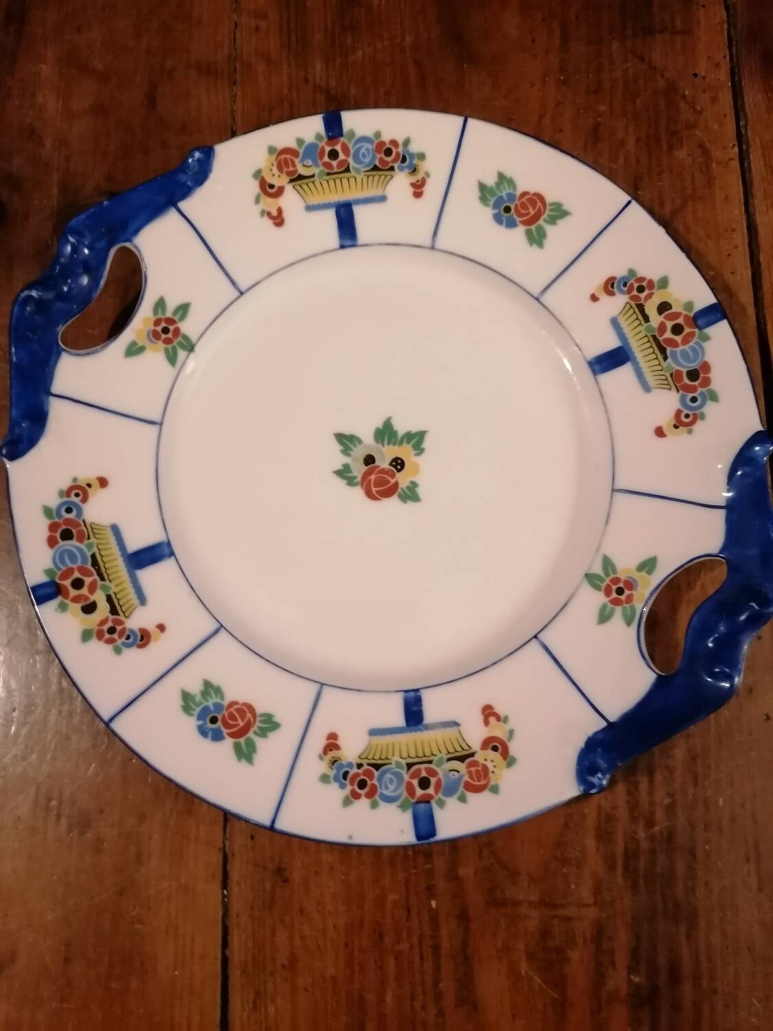 Art deco cake dish signed J. L'Avergne Limoges porcelain