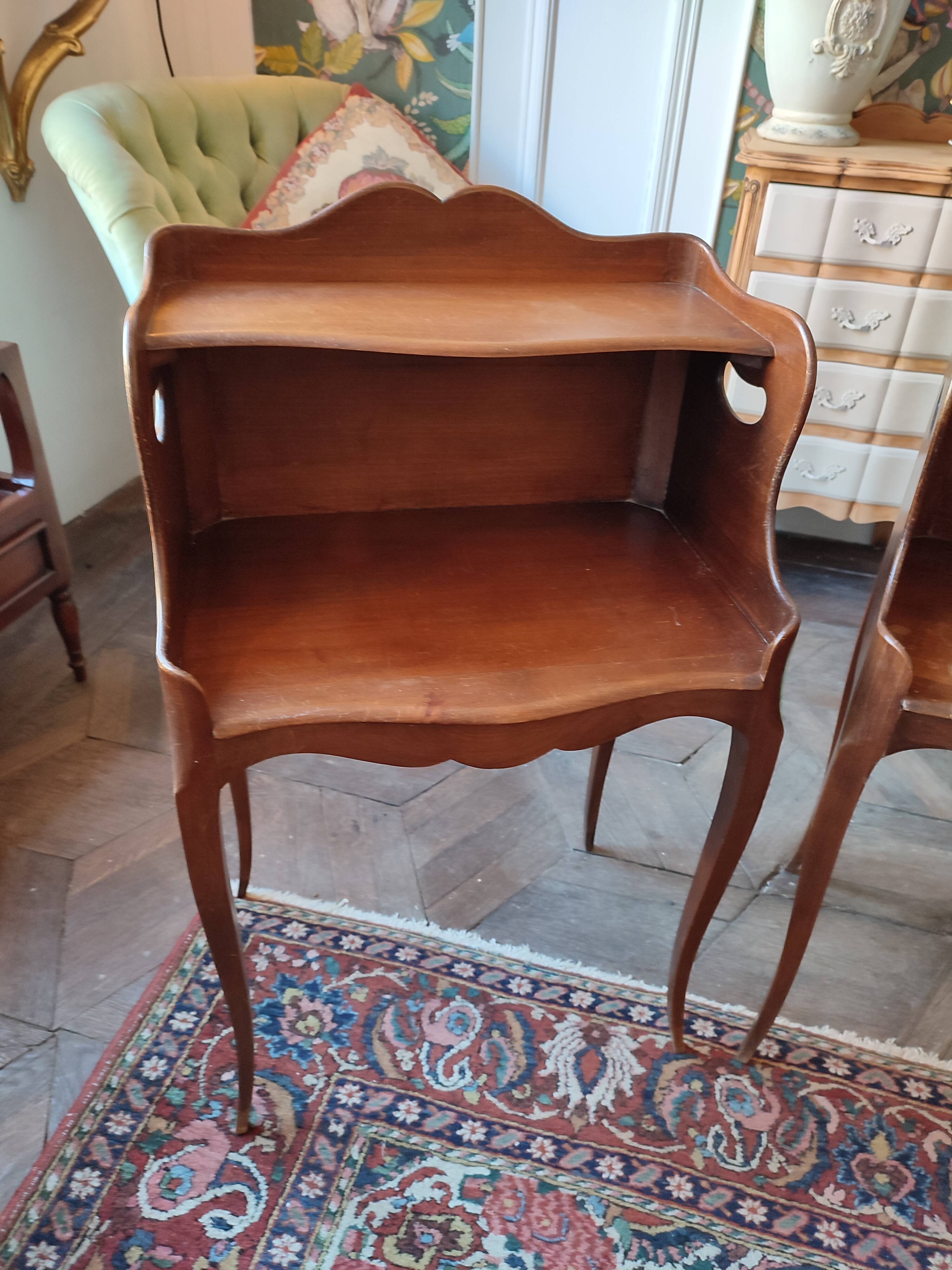 Paire de chevets niche style Louis XV