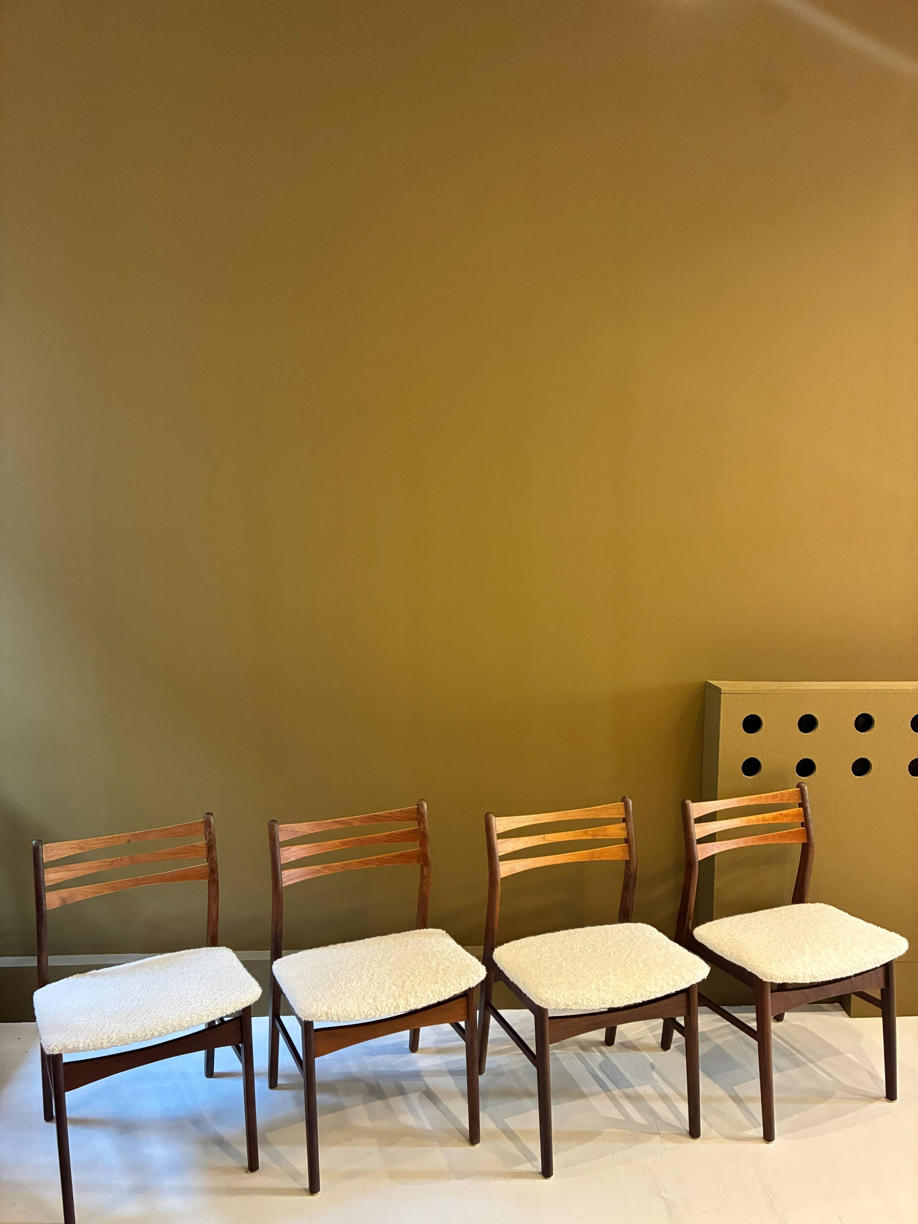 Set of 4 dining chairs, Denmark 1970