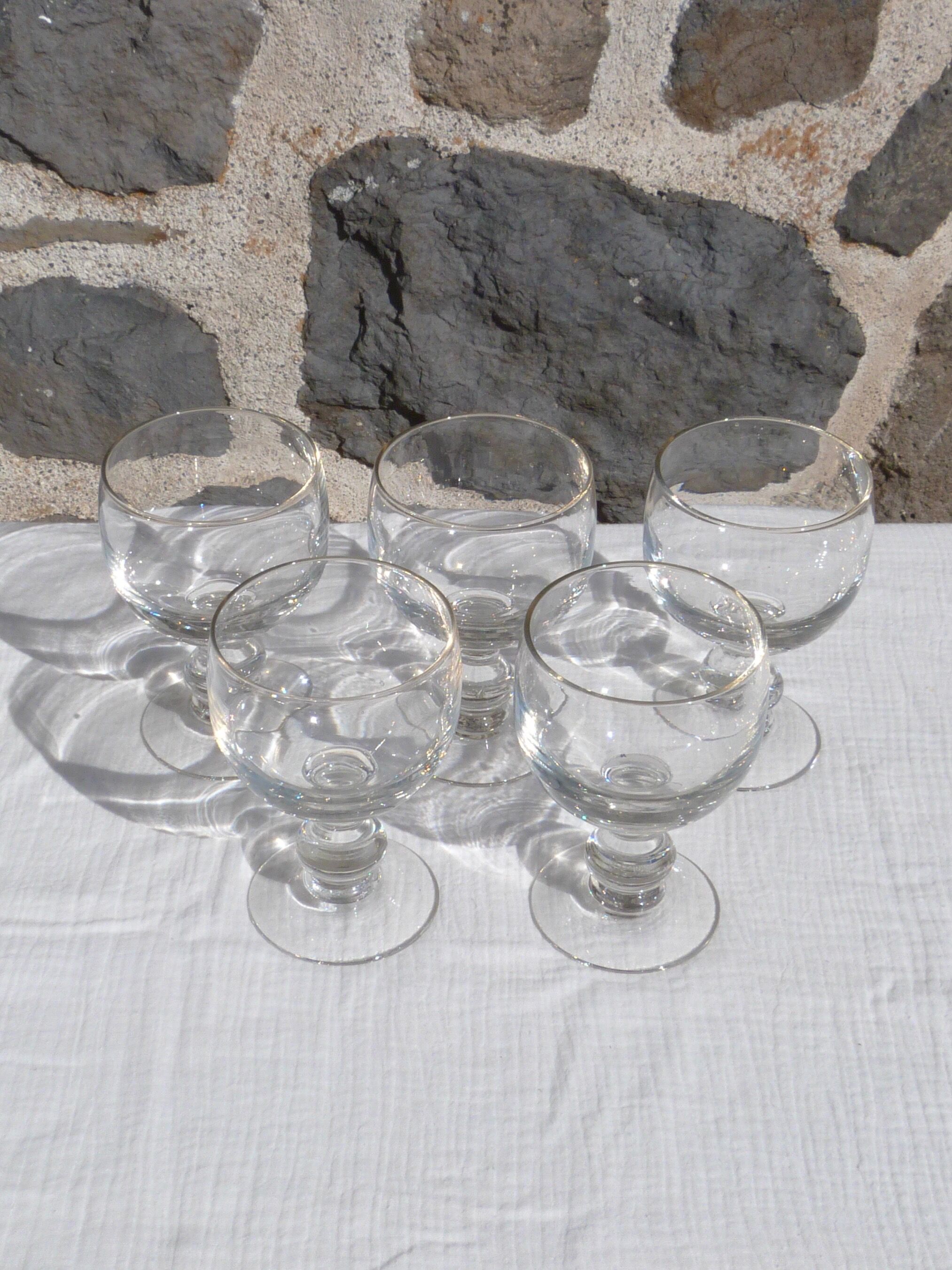 Set of 5 round glasses with glass ball foot
