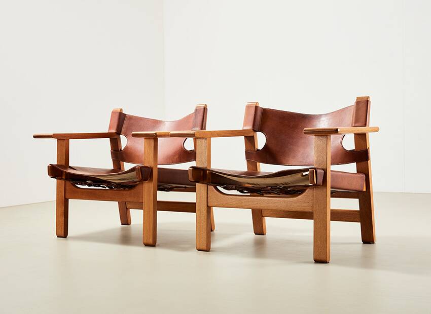 Borge Mogensen Pair of Spanish Chairs model 2226 for Fredericia Denmark 1958