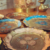 Under glasses and under bottle Florentin