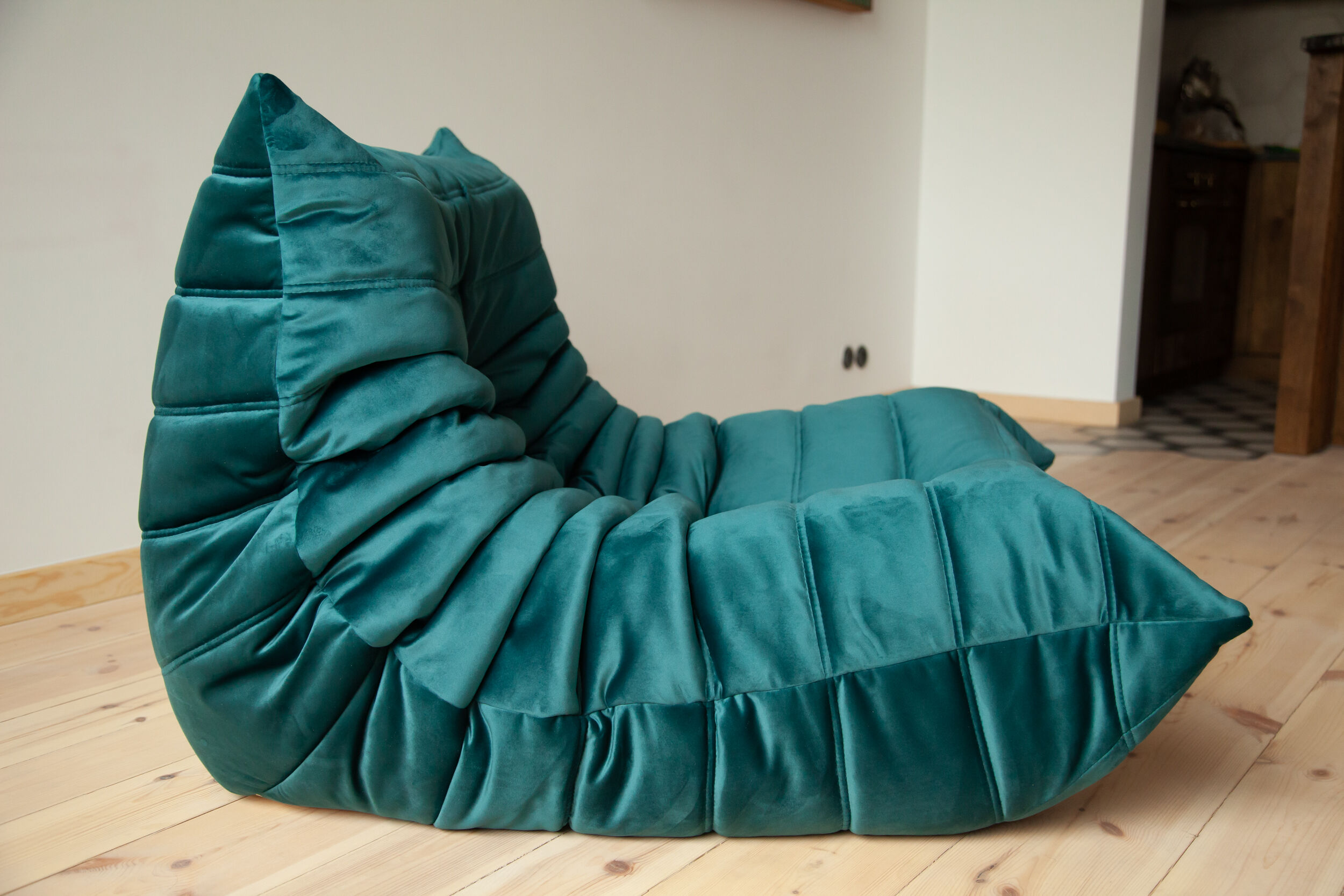 Togo armchair model designed by Michel Ducaroy 1973