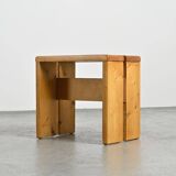 Solid pine stool Les Arcs