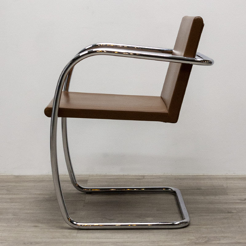 BRNO chair from the Knoll brand in brown leather