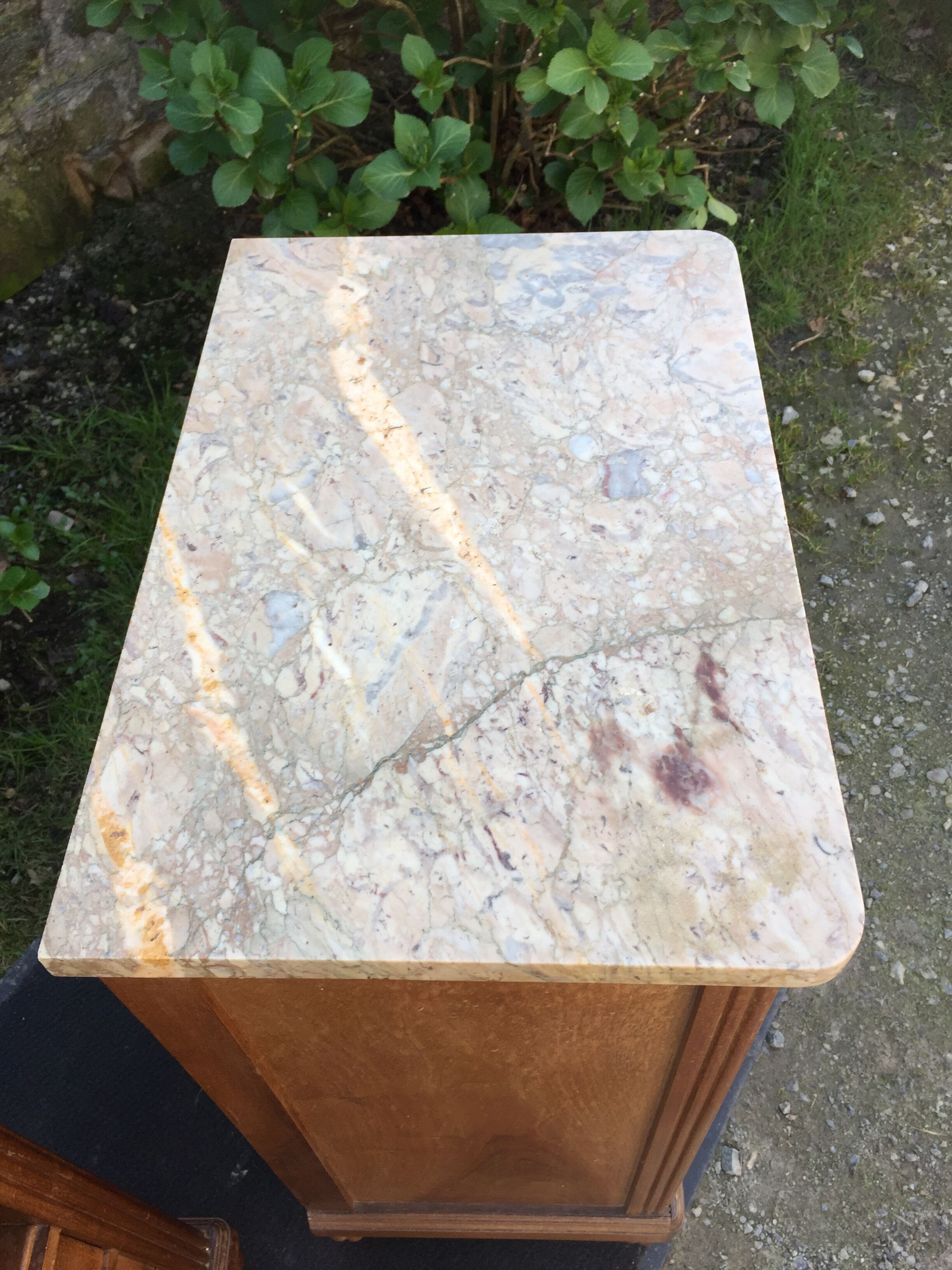 Tables de chevets vintage art deco en noyer