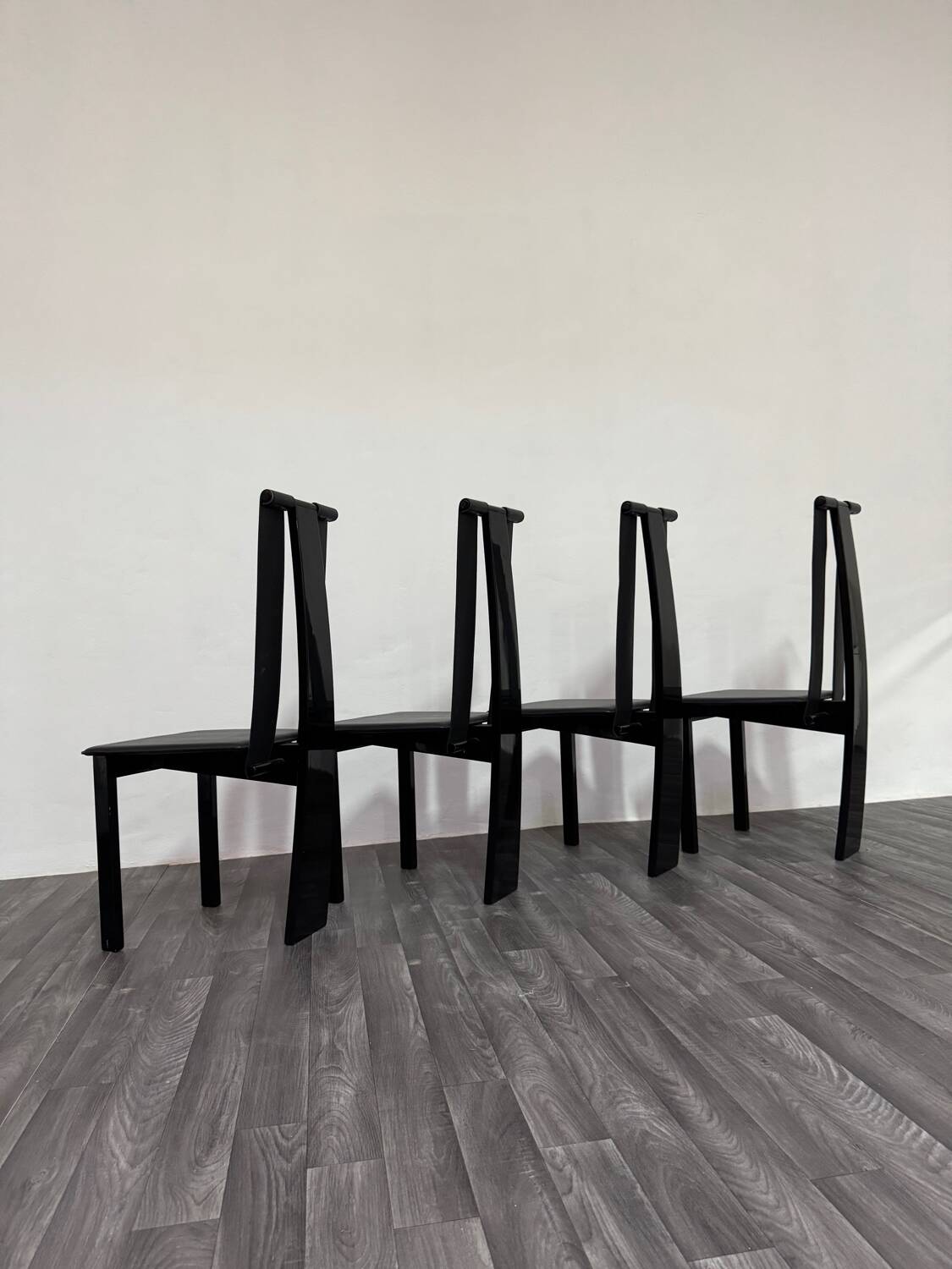 Set 4 Sedie Da Pranzo Postmoderne Design Anni ‘80 Modernariato