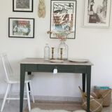 Farm table