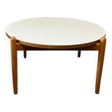 Vintage round coffee table