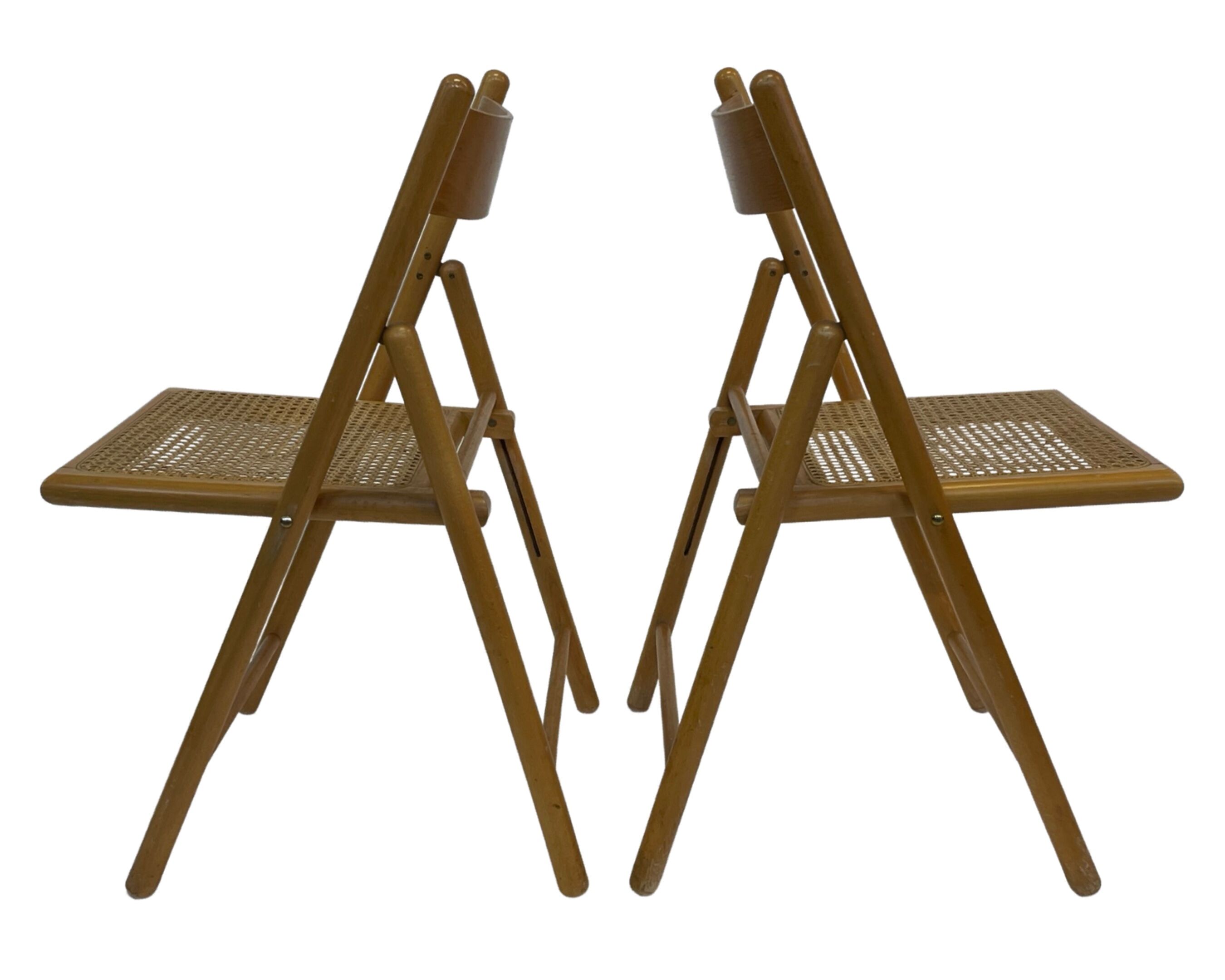 Set of four vintage folding chairs with webbing and wood 1970s