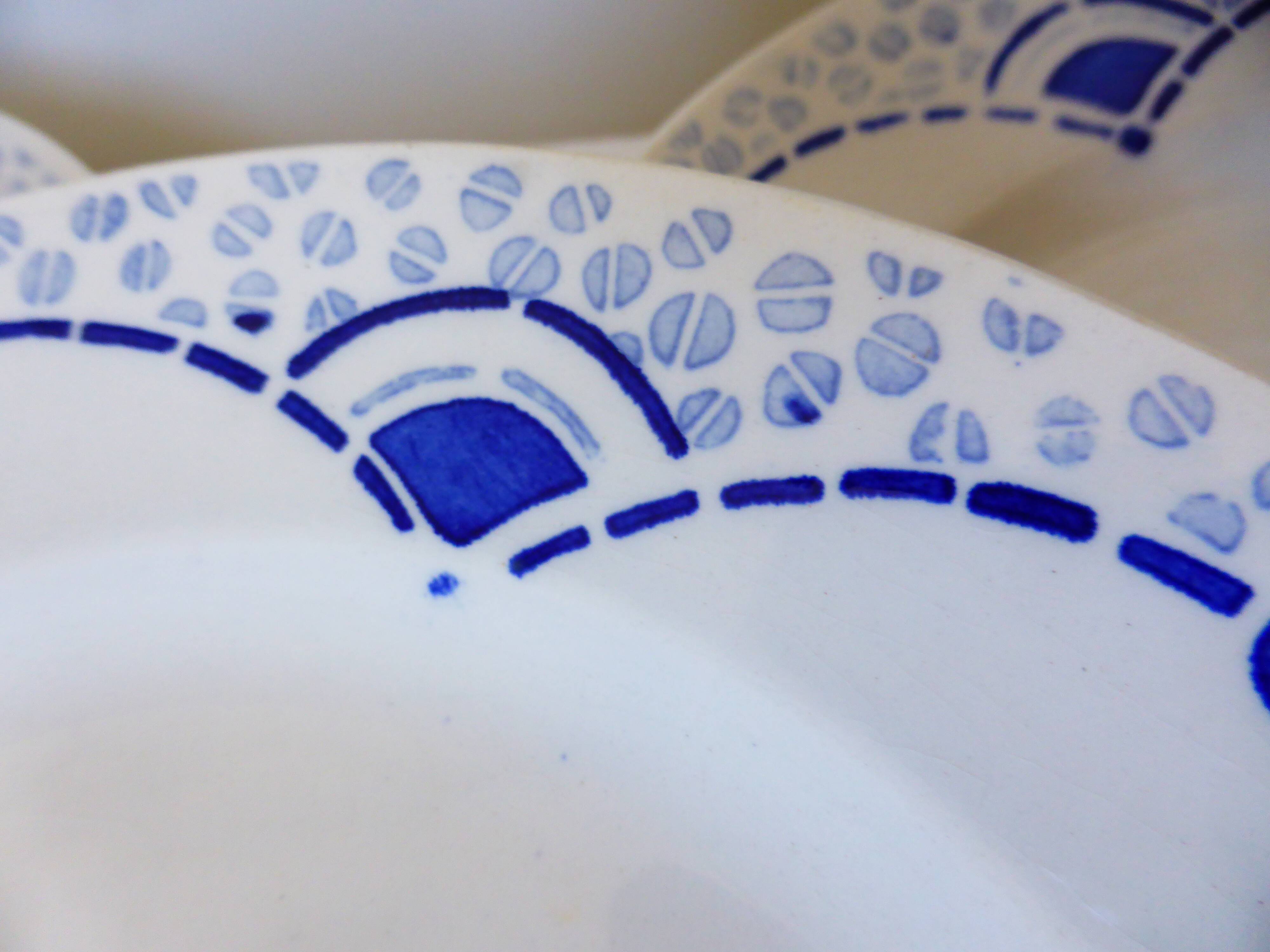 4 vintage dessert plates from the Gien manufacture model Pervenche