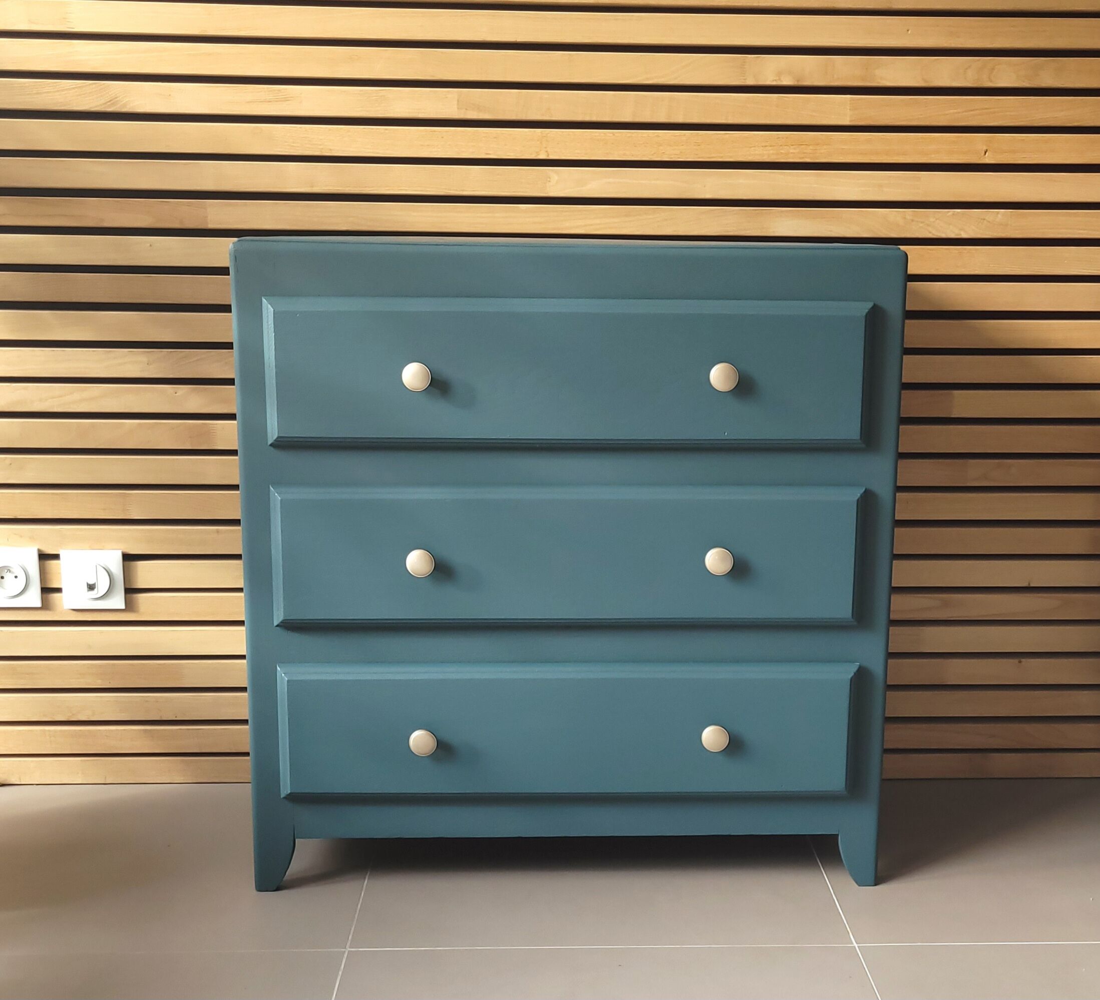 Commode parisienne vintage