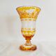 Vase verre doublé jaune fleurs incisées