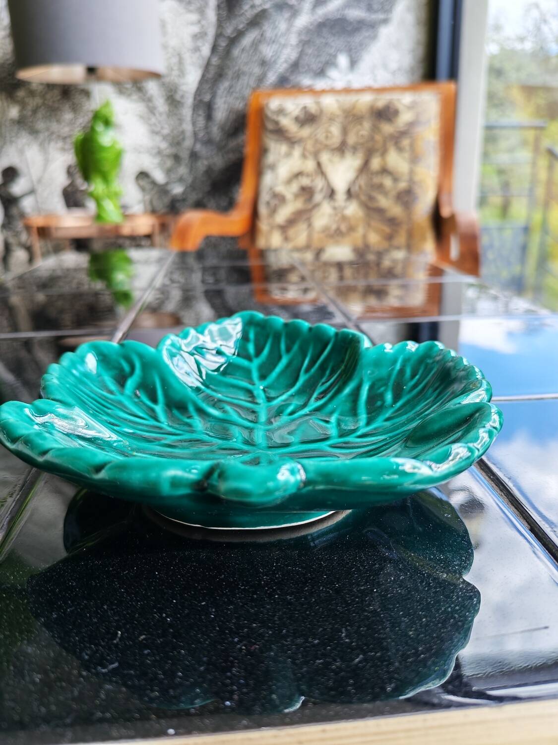 Cabbage leaf