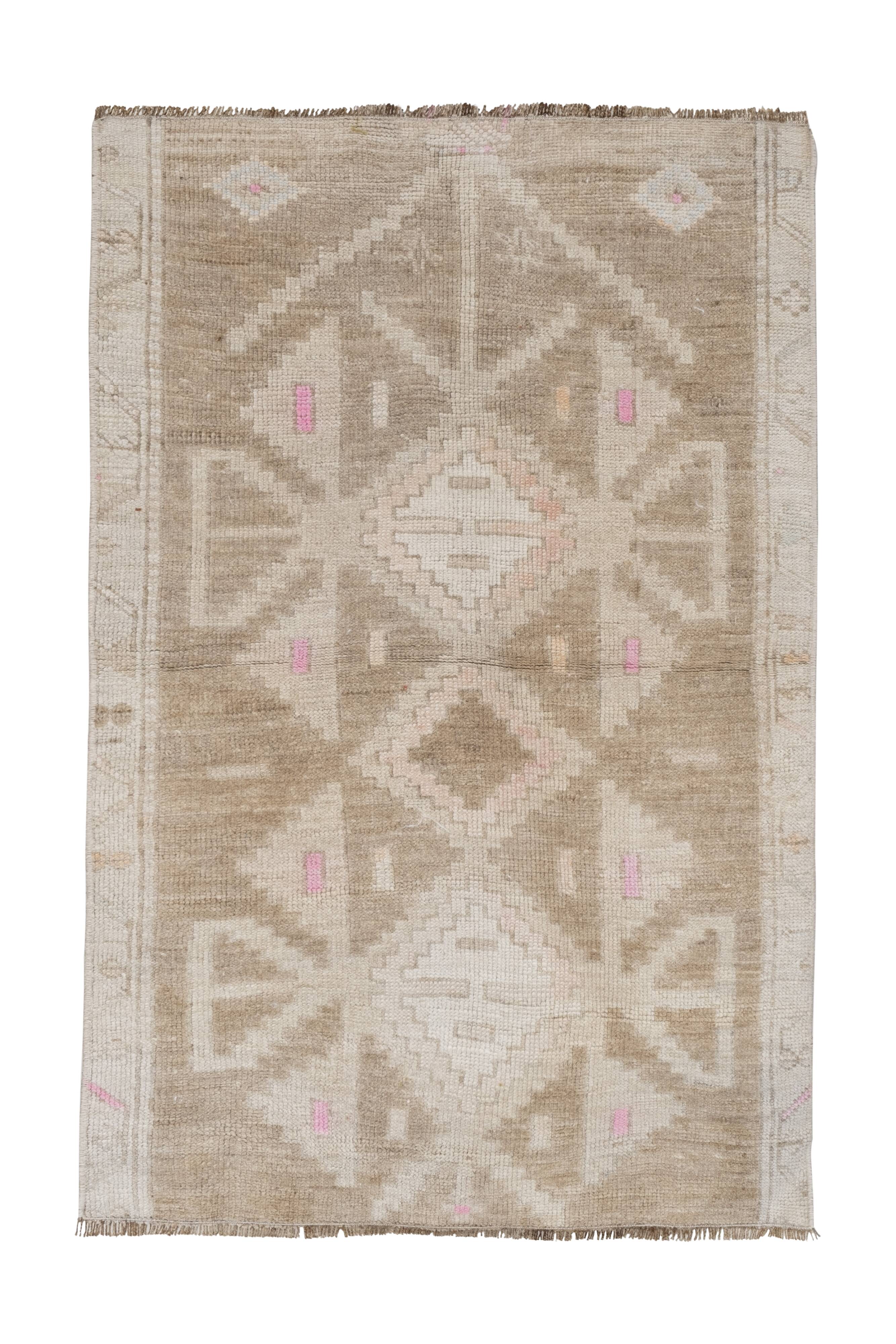 Soft Color Turkish Antique Small Handmade Traditional Door Mat Small Rug