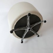 Canta and Aki swivel chairs in leather by Toshiyuki Kita for Cassina