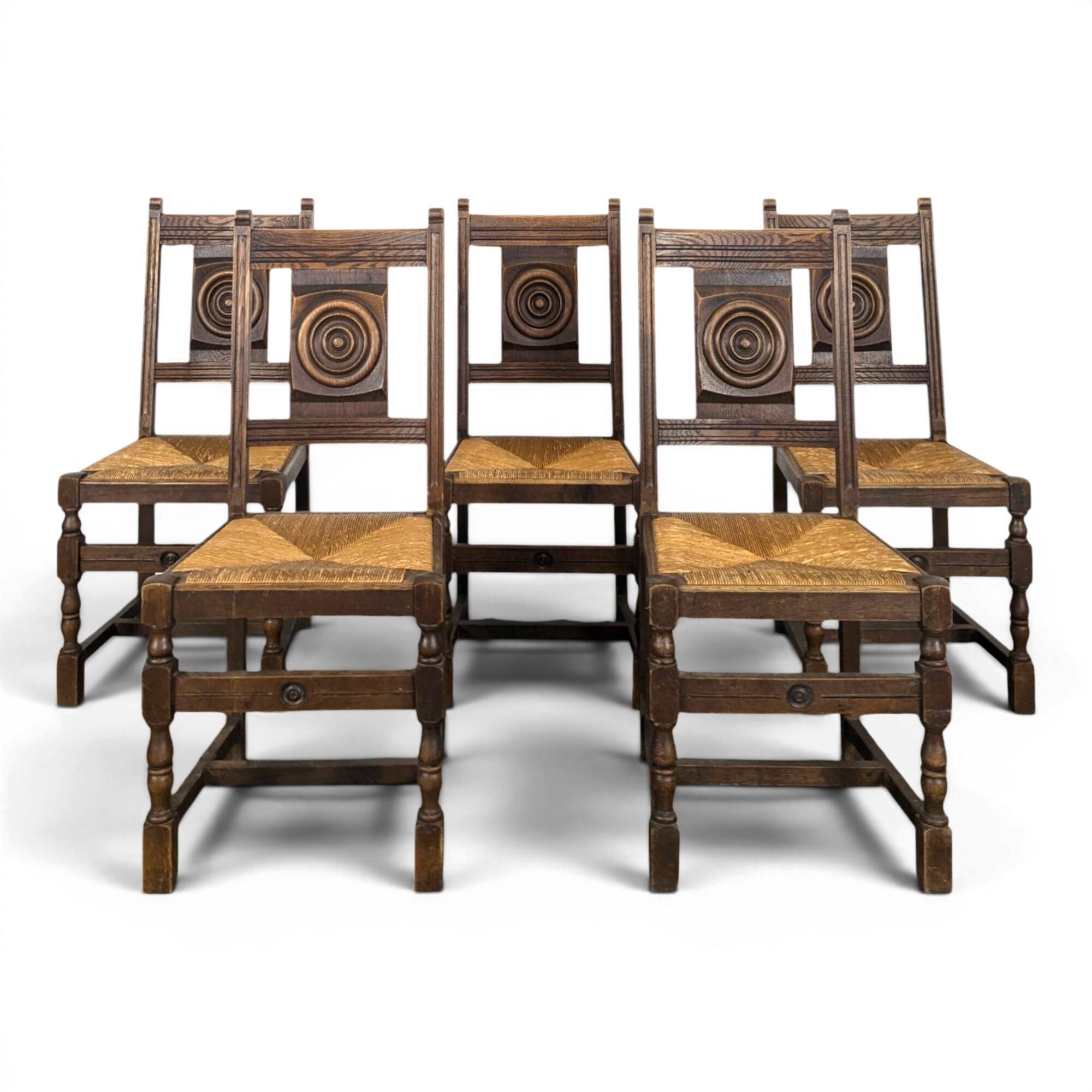 Série de 5 chaises dans l'esprit de Dudouyt