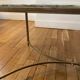 Table basse en marbre et laiton