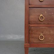 Commode de style Louis XVI en acajou