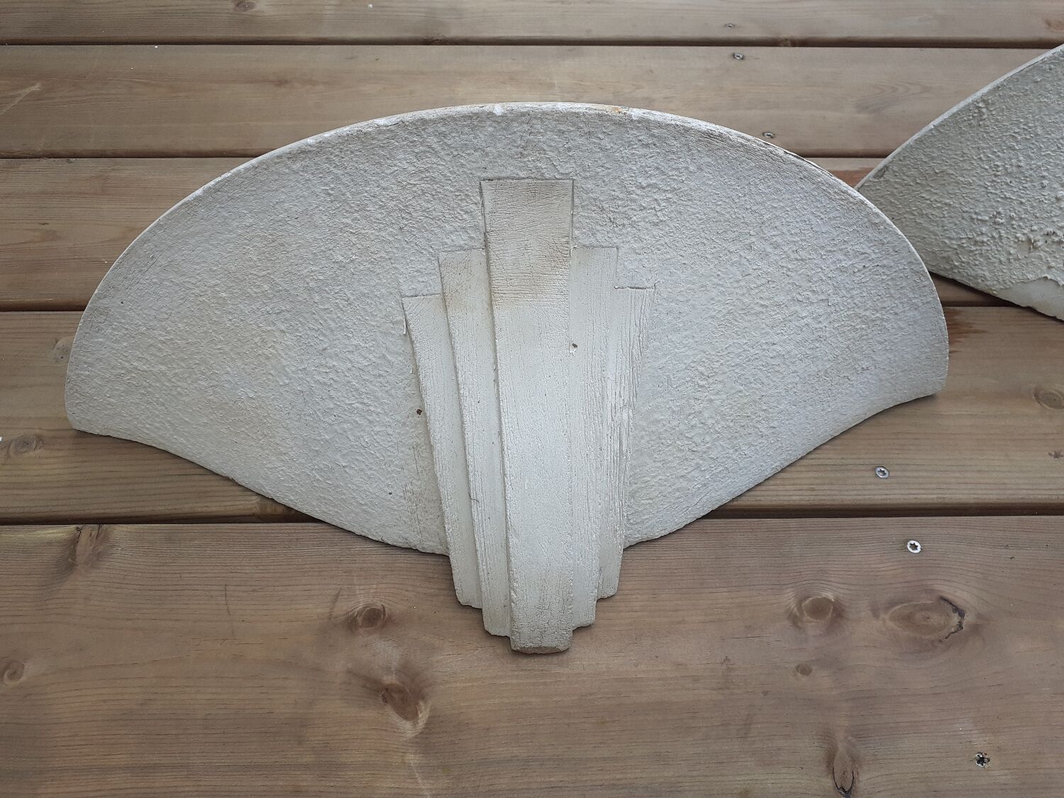 2 Art Deco wall lamps