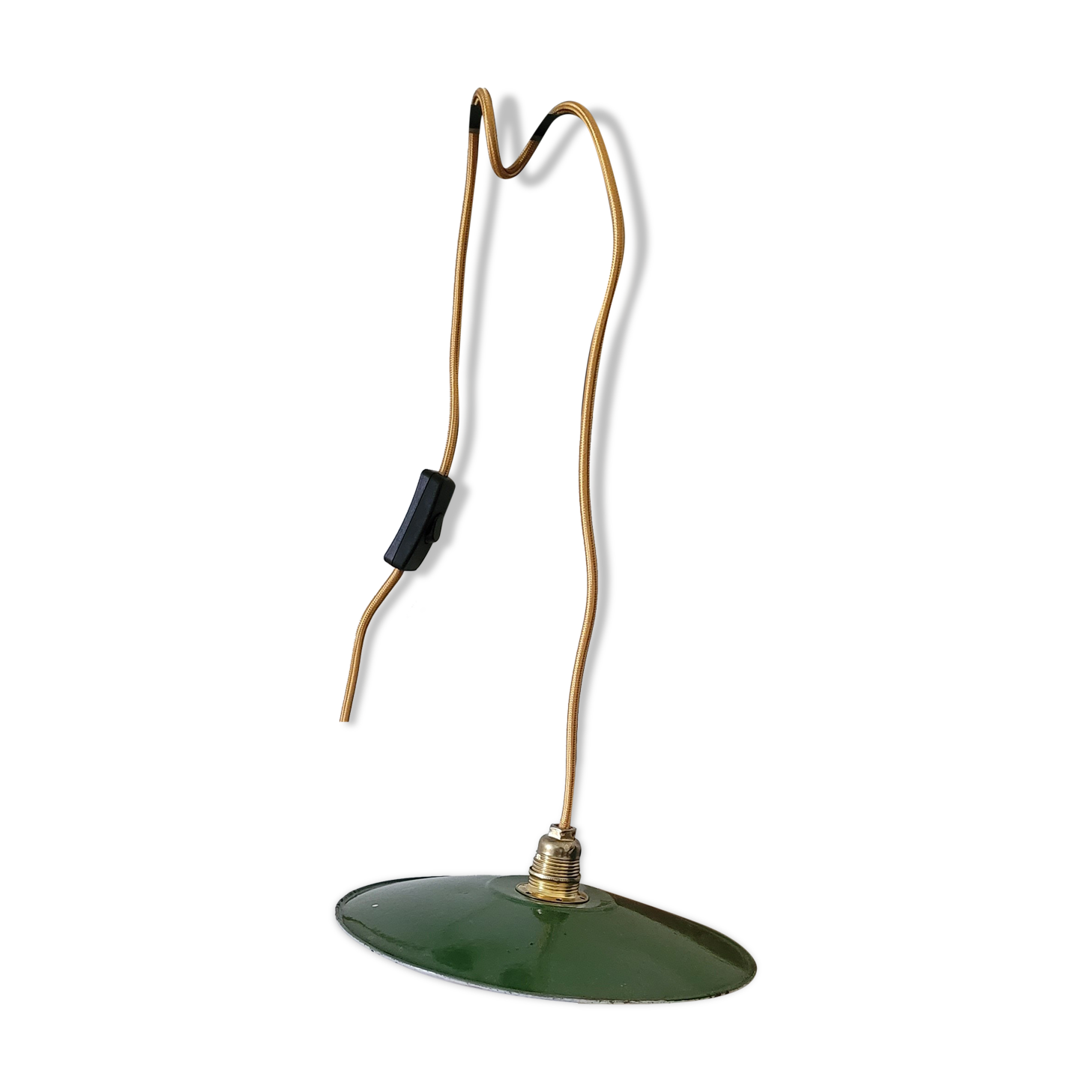 Lampshade in enamelled sheet metal