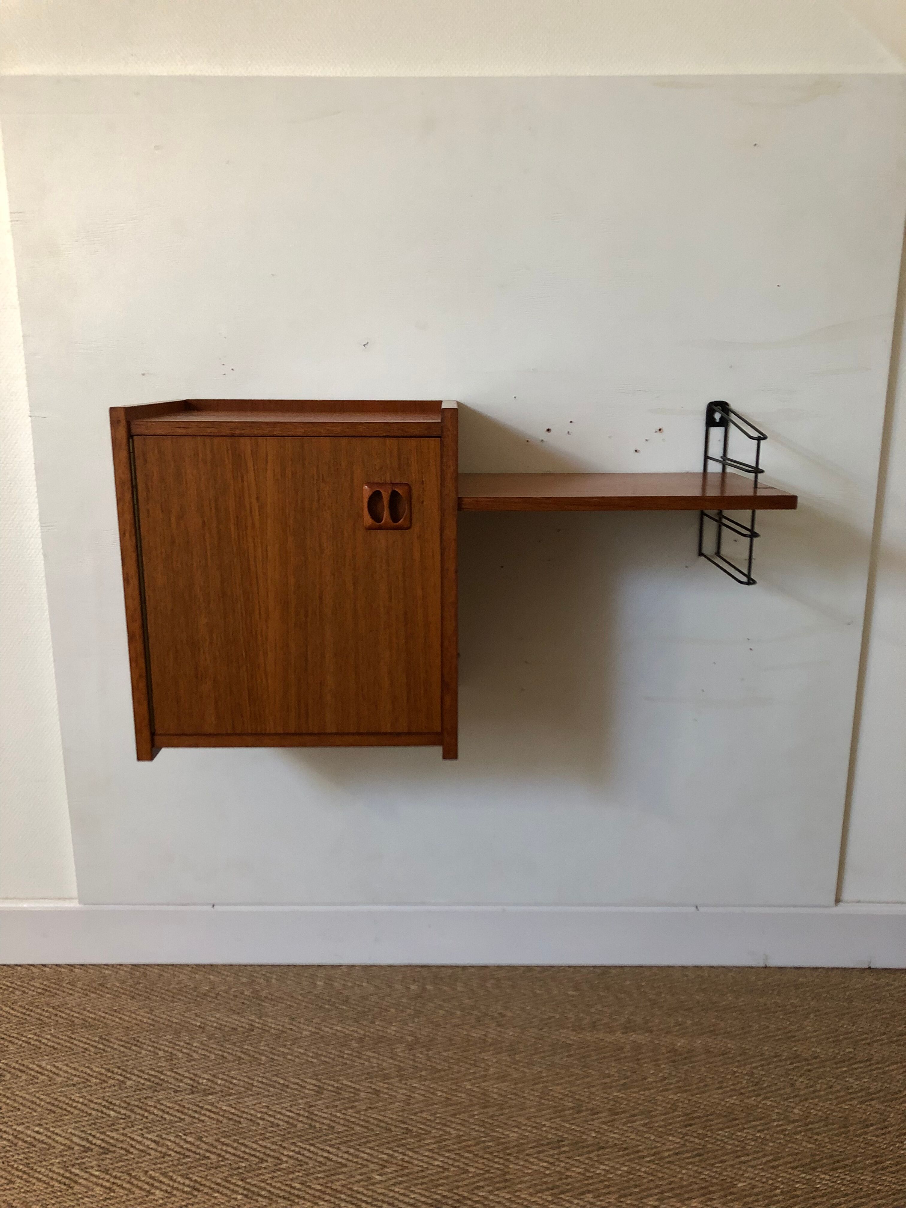 Wall console