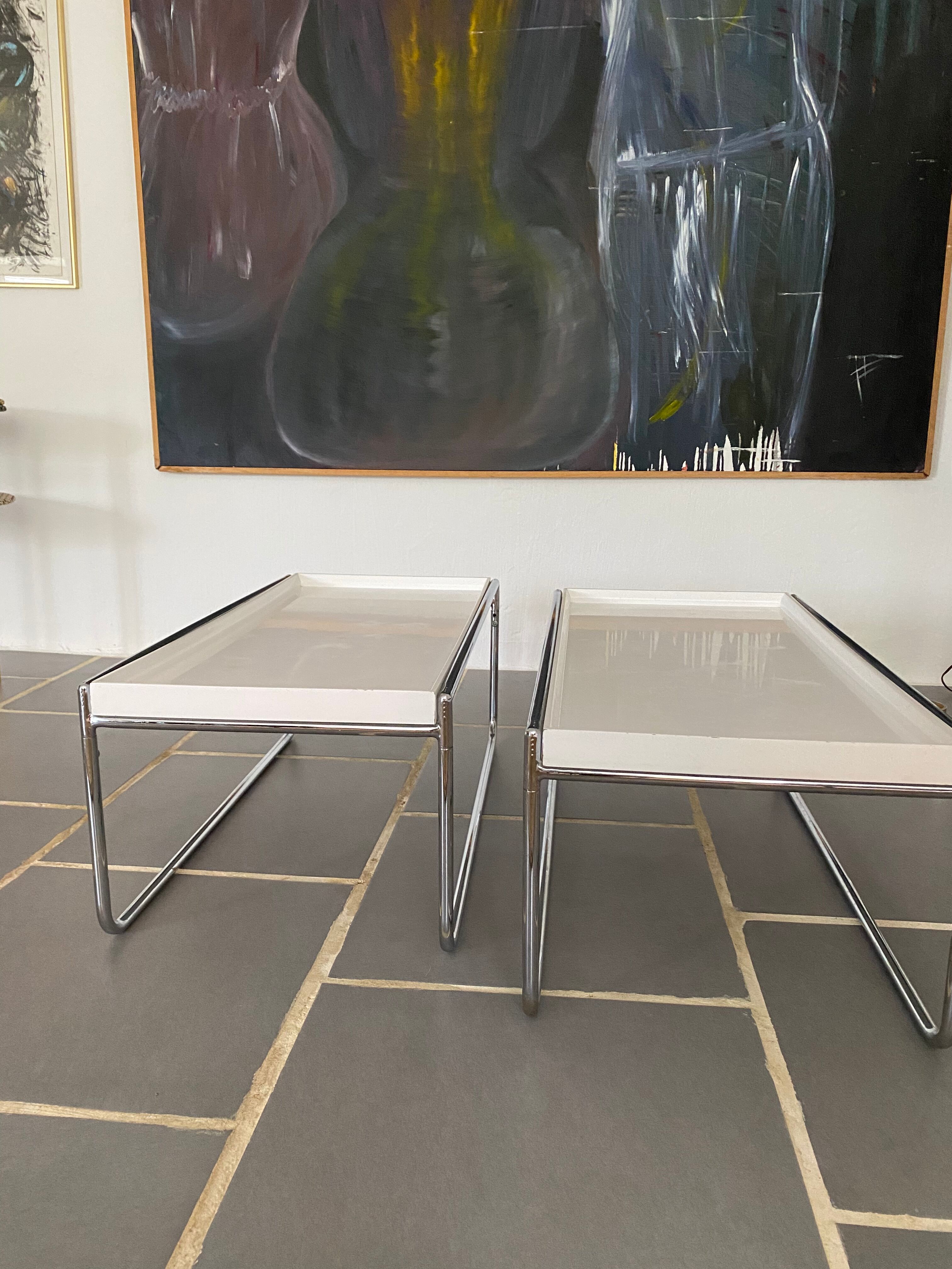 Paire de tables basses vintage trays Katell