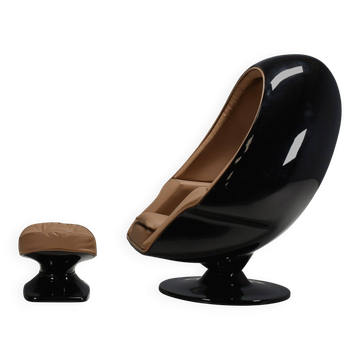 Original Lee West ‘Alpha’ Stereo Egg Chair, USA 1968