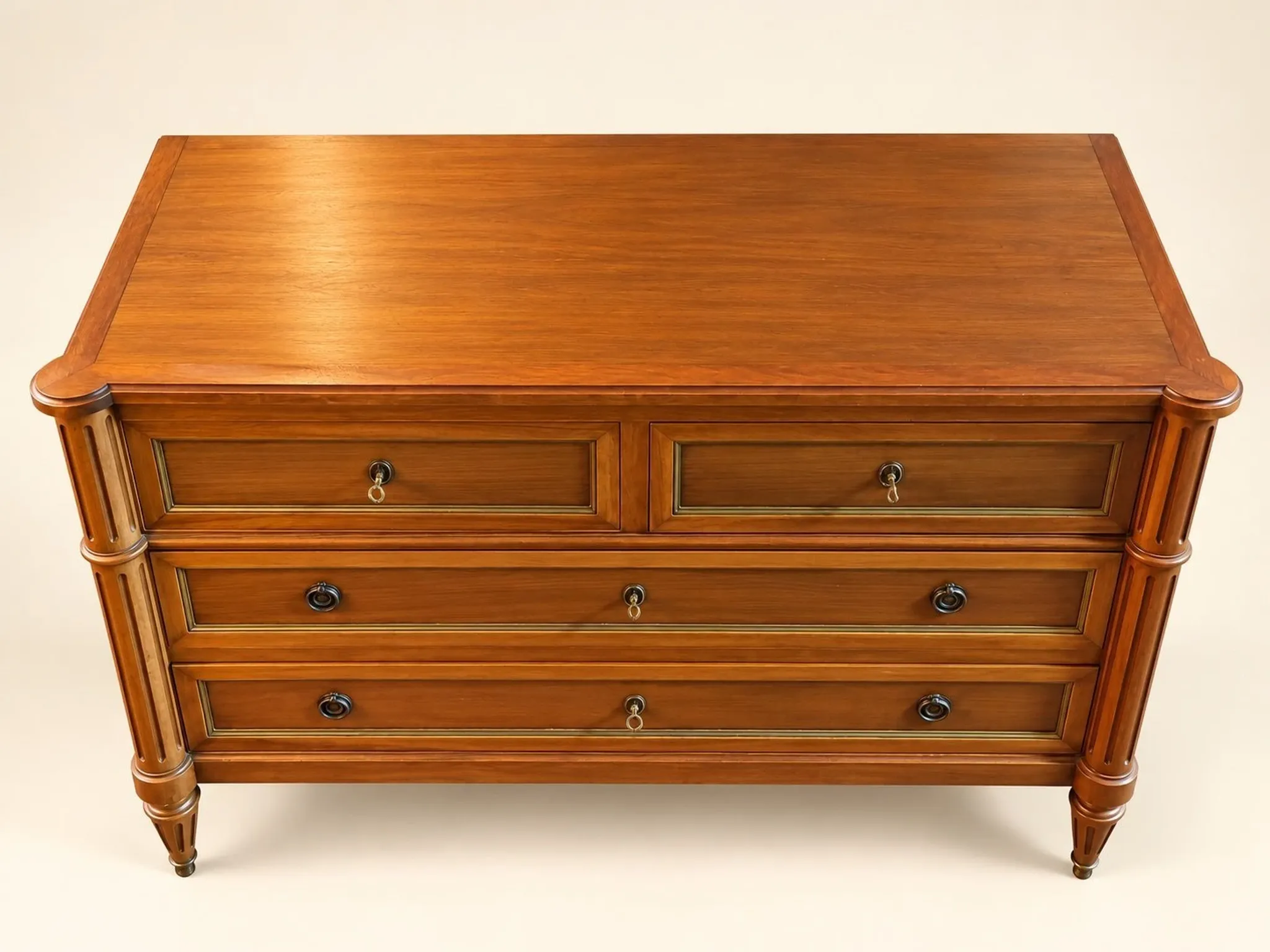 Louis XVI style commode – Solid mahogany – Brass inlays – Late 19th century