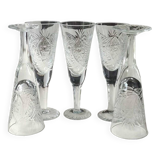 Lot 5 x Small Art Deco champagne flutes. Sophisticated star/cross/deciduous patterns. Boho chic. High 15.5 cm