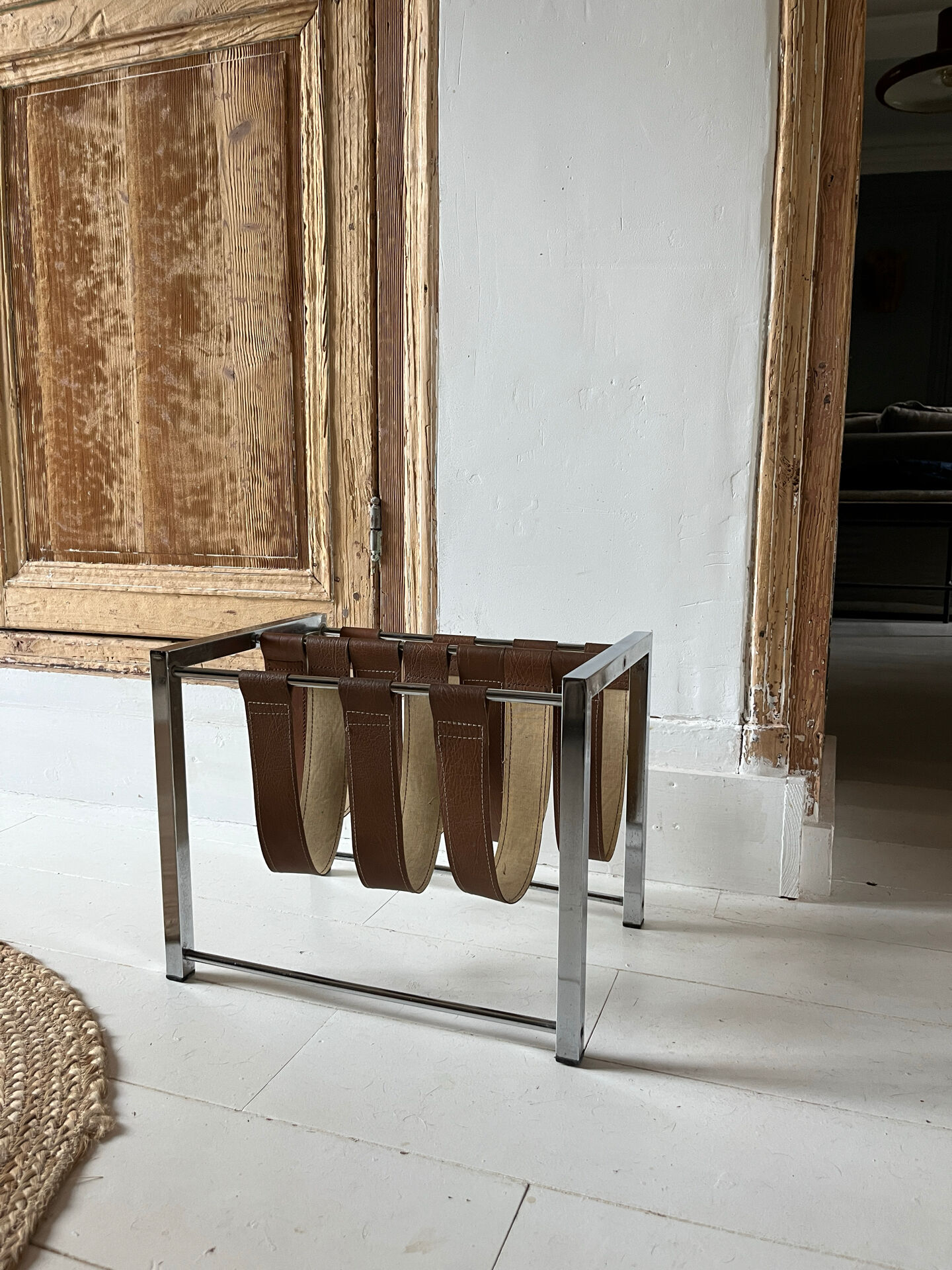Vintage chrome steel and leather magazine rack – 1970s