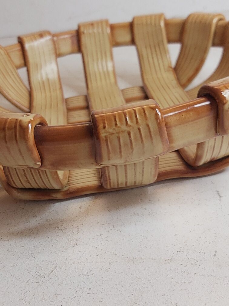Vallauris braided ceramic fruit cup