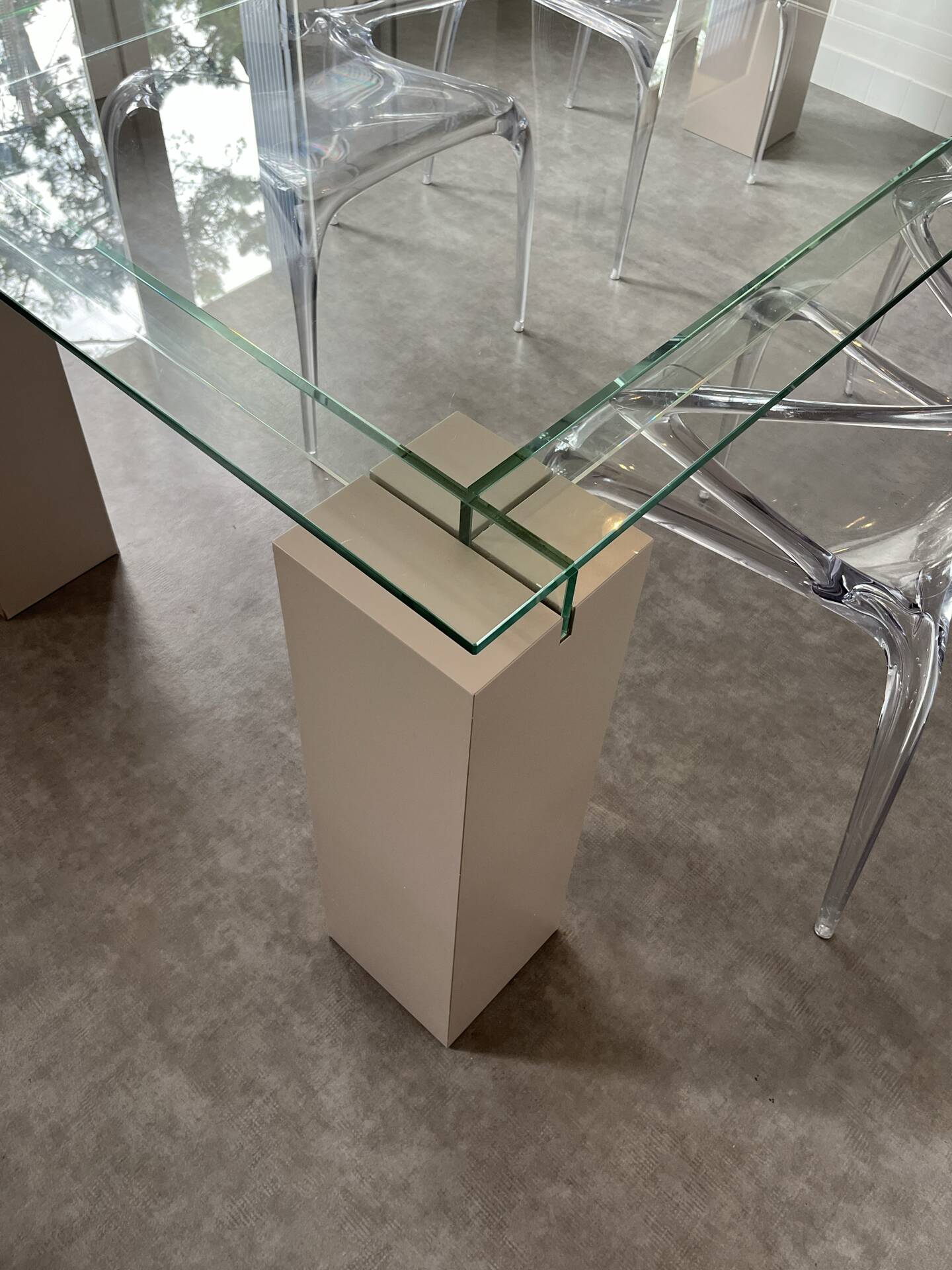 Table Verre Roche et Bobois modèle Ténéré