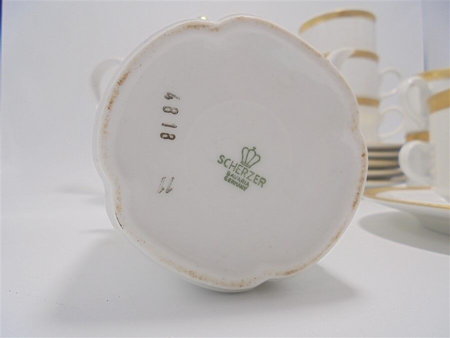 Coffee or tea set in German porcelain
