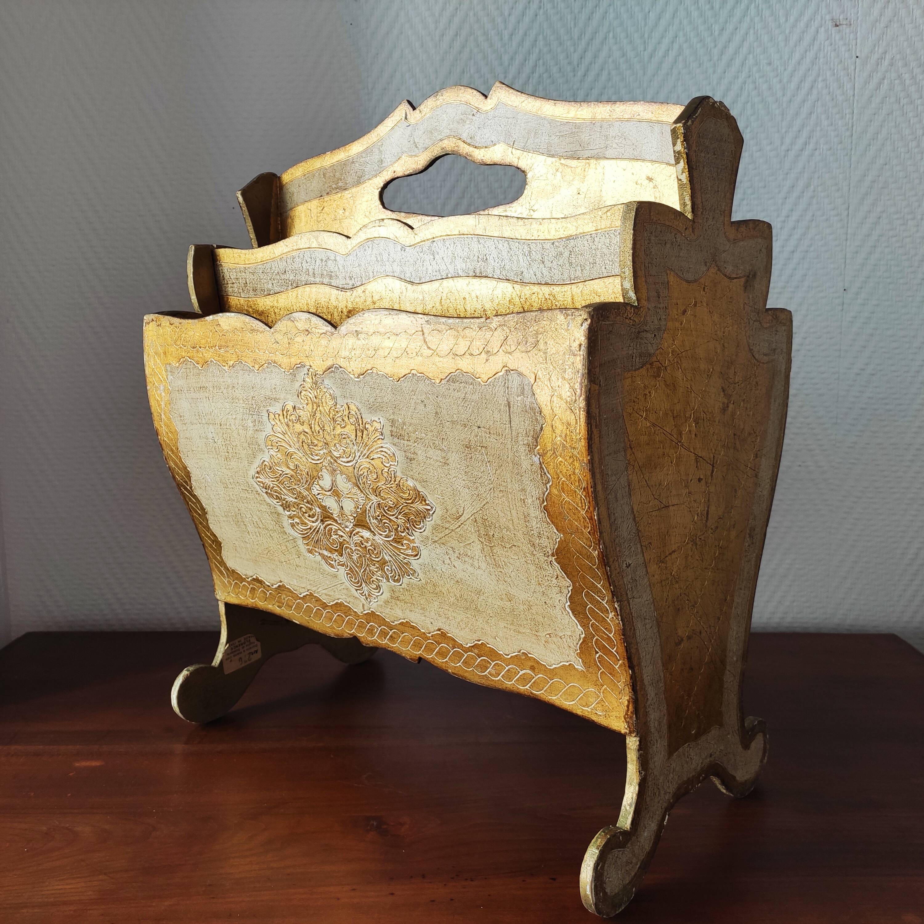 Porte-revue vintage Florentin en bois