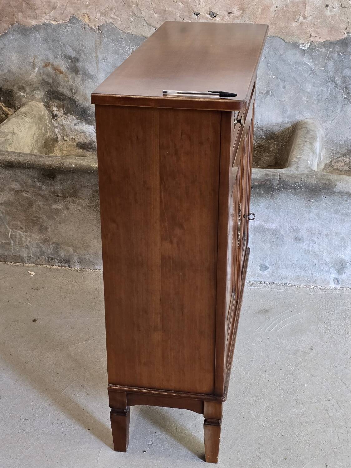Small Parisian cherry wood buffet cabinet