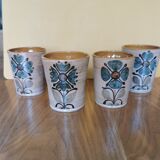Suite of 4 vintage mugs