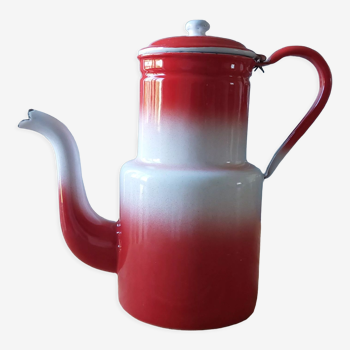 Red and white enamelled sheet metal coffee maker