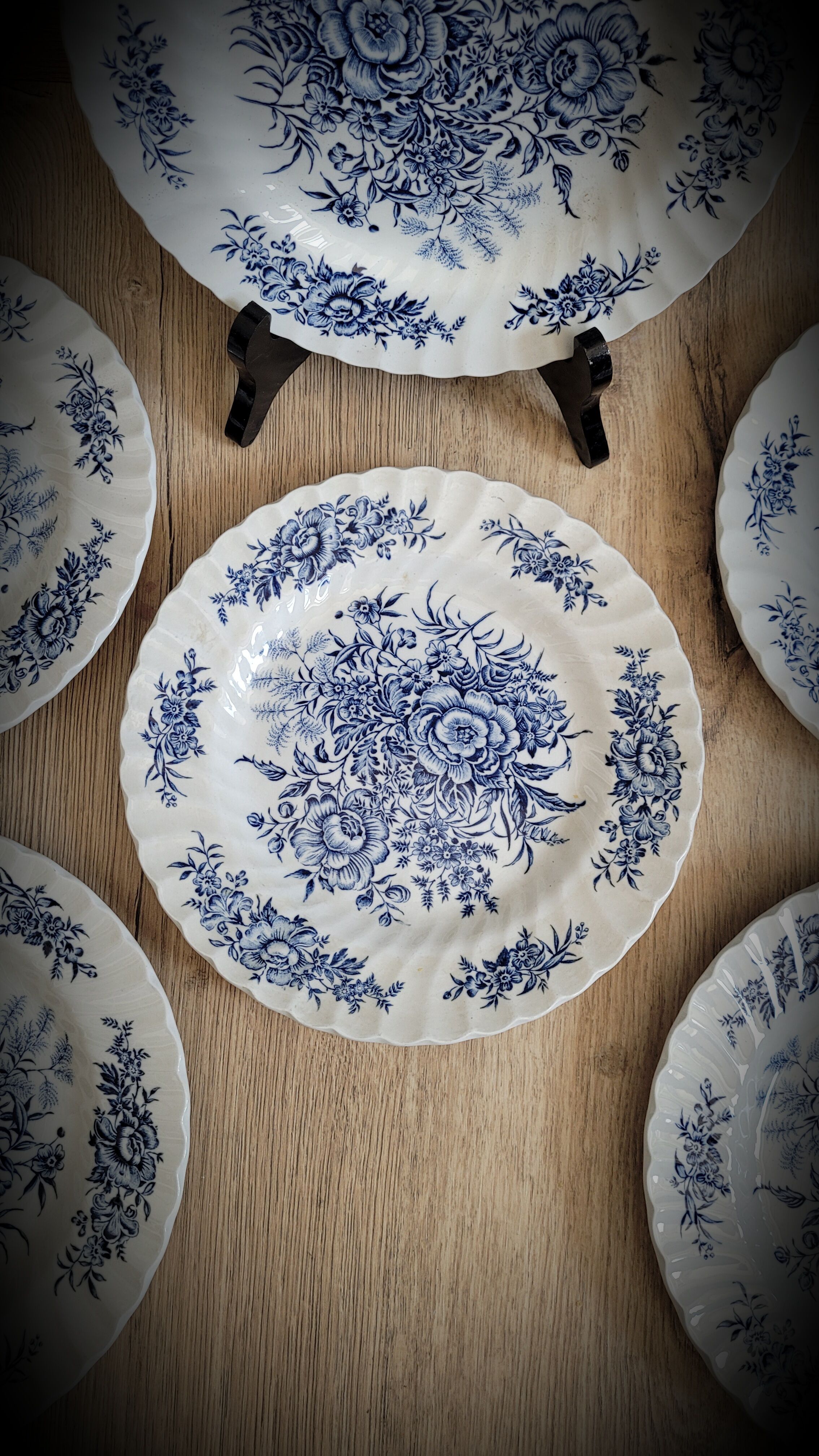 Set 6 plates Beacon Hill