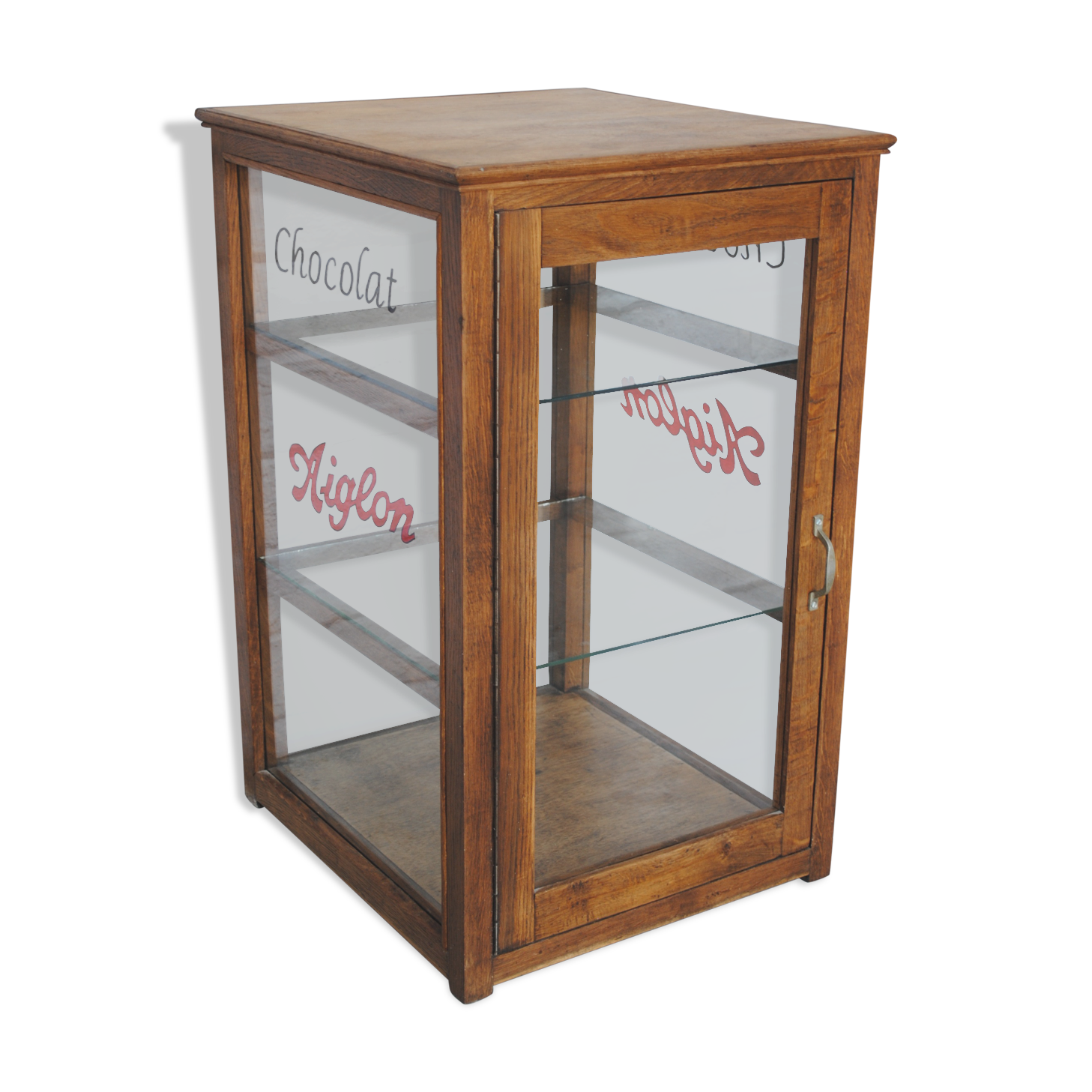 Aiglon chocolate showcase